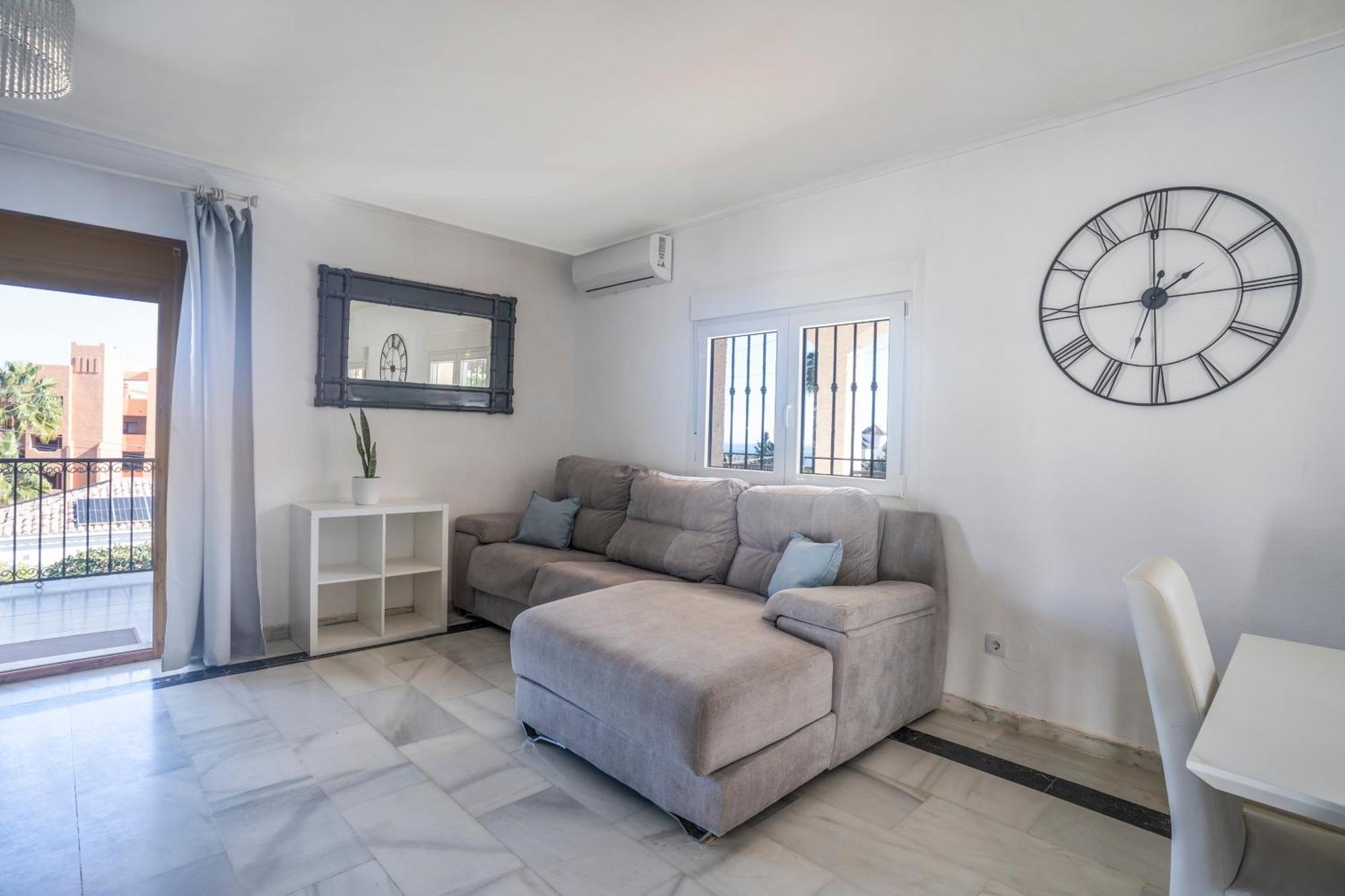 Beautiful 5 Bedroom Villa, Sea Views, Private Pool, Estepona Newly Refurbished Exterior photo